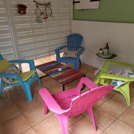 Bel Appartement - Proche Des Plages De Sainte Anne Esterno foto