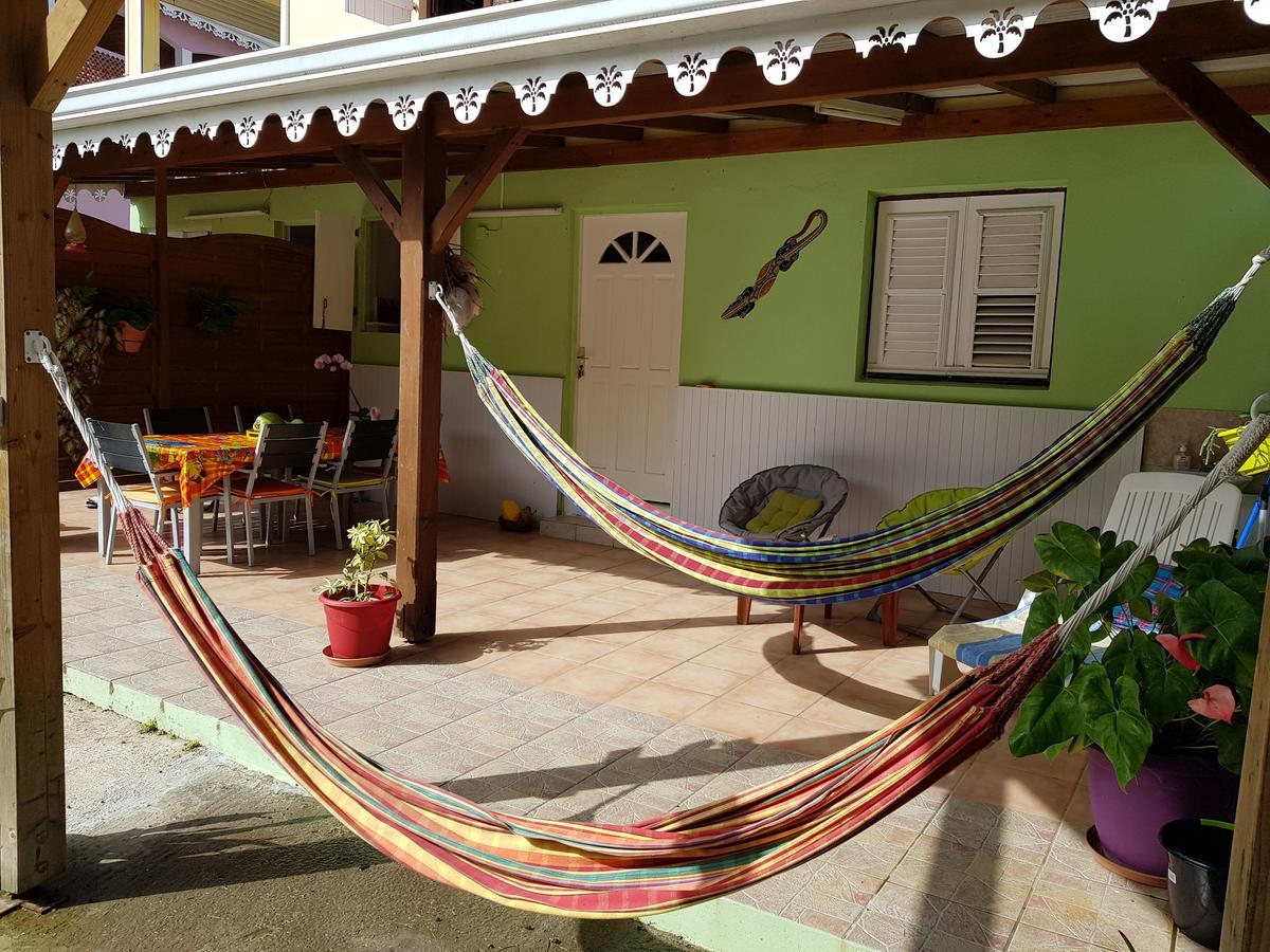 Bel Appartement - Proche Des Plages De Sainte Anne Esterno foto